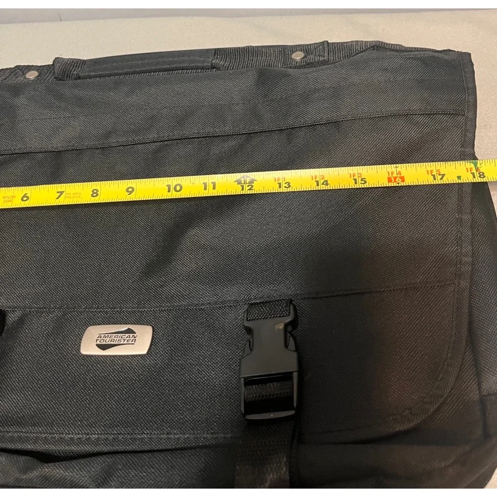 American Tourister Black Nylon Messenger Bag Laptop Briefcase Organizer Travel